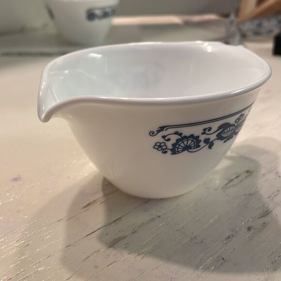 Vintage 1972 Corelle Old Town Blue/Blue Onion by Corning sugar bowl & creamer - Picture 13 of 16